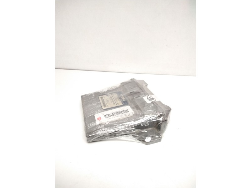 Recambio de centralita motor uce para renault kangoo (f/kc0) 1.9 diesel referencia OEM IAM R04080012J HOM7700104956 7700111206