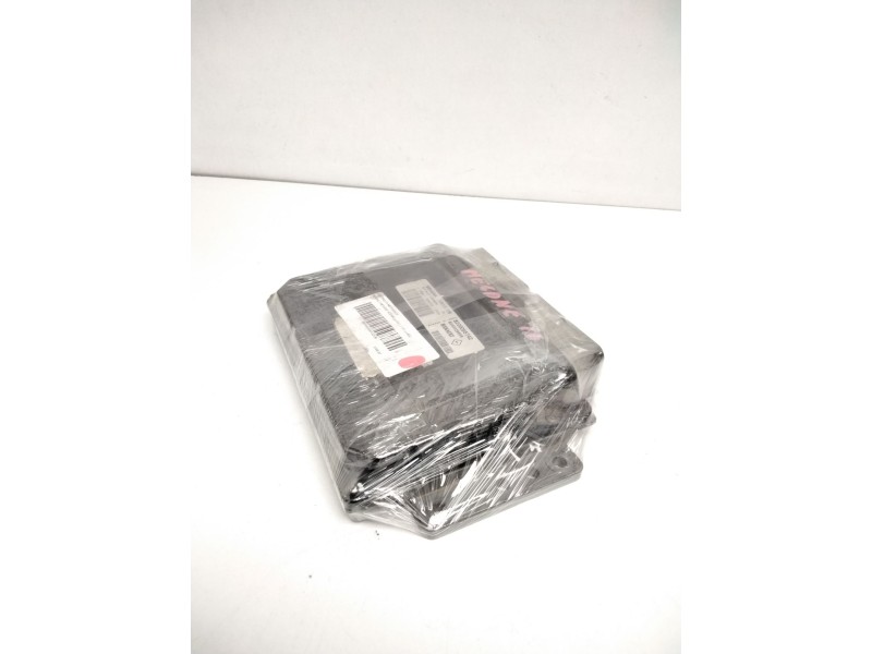 Recambio de centralita motor uce para renault megane i scenic (ja0) 1.5 cat referencia OEM IAM S110110004A 8200055742 8200029658