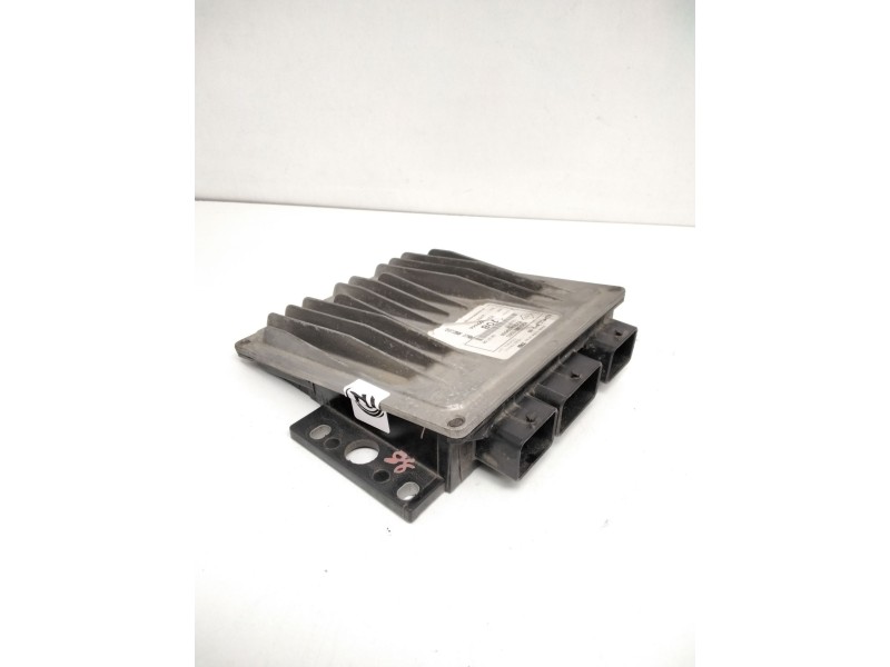 Recambio de centralita motor uce para renault kangoo (f/kc0) luxe privilege referencia OEM IAM 8200911560 820009666 