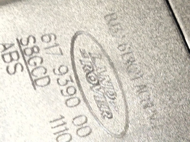 Recambio de enganche cinturon trasero central para land rover range rover evoque (l538) 2.0 4x4 referencia OEM IAM BJ32613K21  