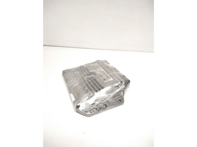 Recambio de centralita motor uce para renault megane ii classic berlina luxe dynamique referencia OEM IAM 8200298457 8200321263 