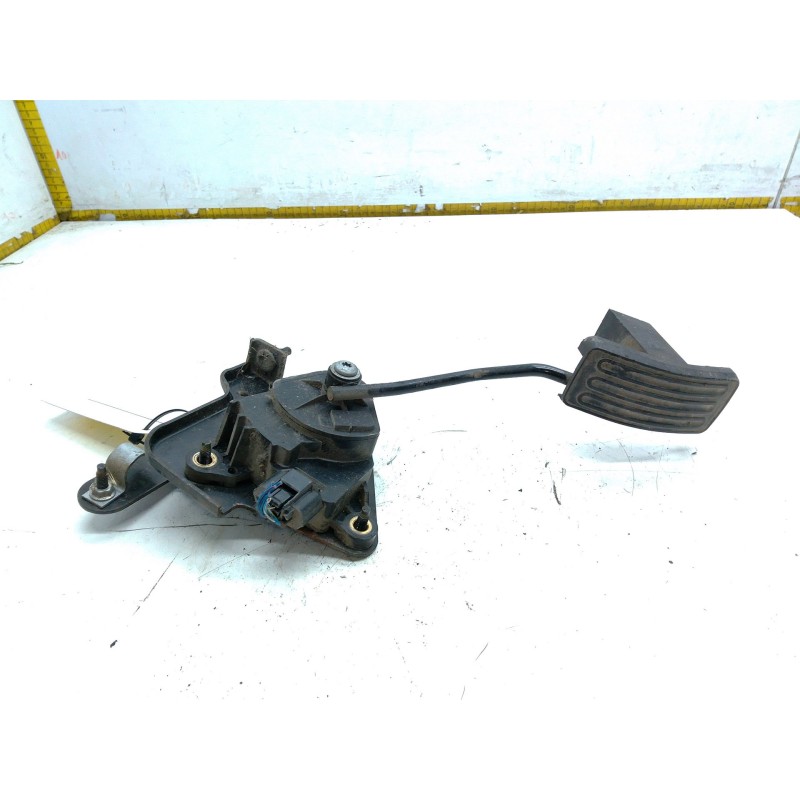 Recambio de pedal acelerador para nissan cabstar (f24m, f24w) 35.13 dci, 45.13 dci 2.5 (f24m) referencia OEM IAM 18005MB400  
