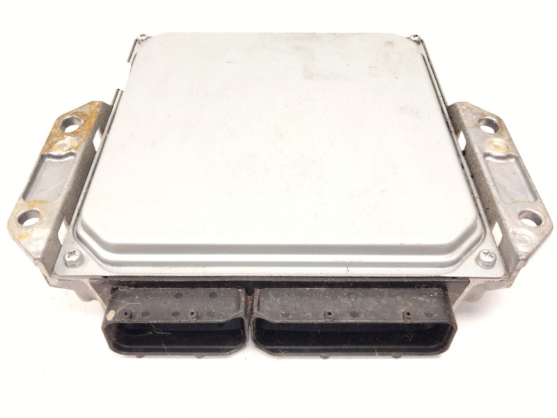 Recambio de centralita motor uce para nissan cabstar (f24m, f24w) 35.13 dci, 45.13 dci 2.5 (f24m) referencia OEM IAM 23710MA22C 