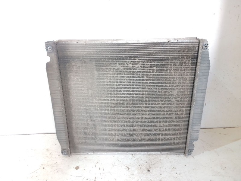 Recambio de radiador agua para iveco stralis (as) referencia OEM IAM 41218266  