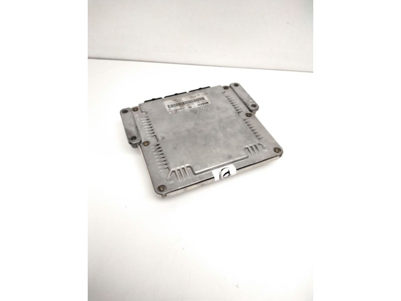Recambio de centralita motor uce para renault laguna ii grandtour (kg0) privilege referencia OEM IAM 0281011101 8200095416 82001