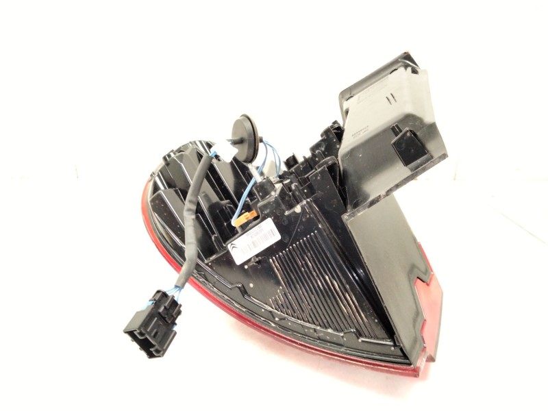 Recambio de piloto trasero derecho para citroën c5 aircross (a_) 1.6 thp 150 (a45gxj) referencia OEM IAM 9845247280  