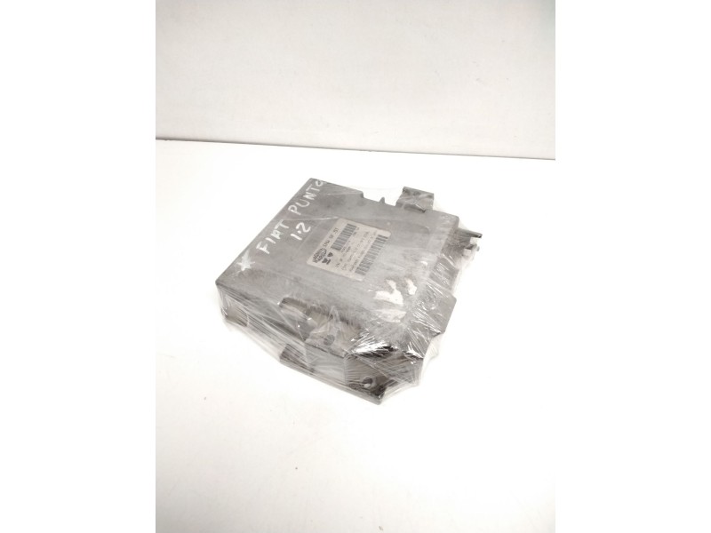 Recambio de centralita motor uce para fiat punto berl. (176) 1.2 cat referencia OEM IAM IAWF5T 46425009 6160021807