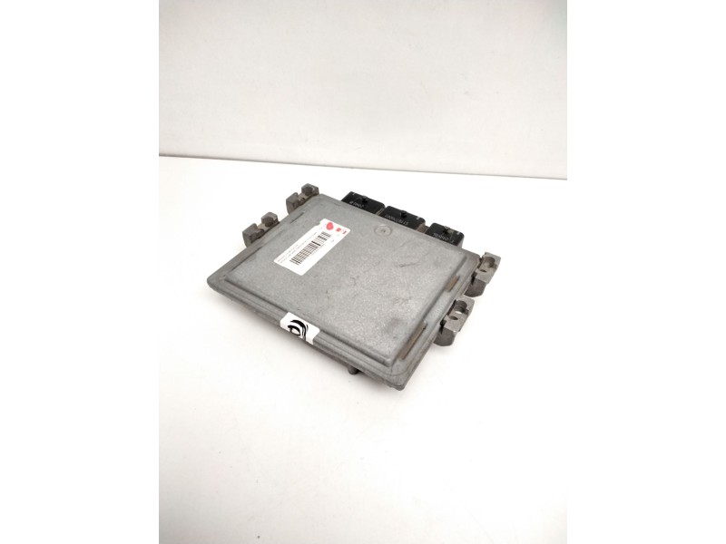 Recambio de centralita motor uce para renault megane ii berlina 5p 1.5 dci diesel referencia OEM IAM 8200565863 S122326109A 8200