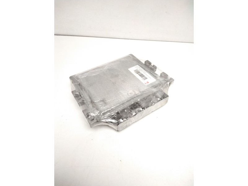 Recambio de centralita motor uce para renault megane ii berlina 5p confort dynamique referencia OEM IAM S122326109A 8200565863 8