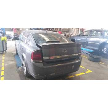 opel vectra c berlina del año 2005