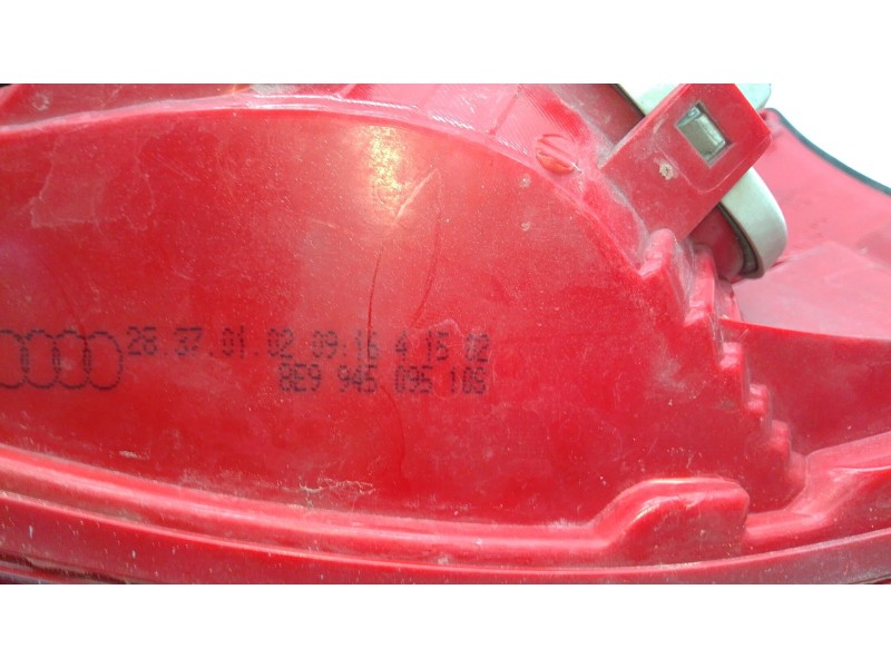 Recambio de piloto trasero izquierdo para audi a4 b6 avant (8e5) 2.4 referencia OEM IAM 8E9945095  