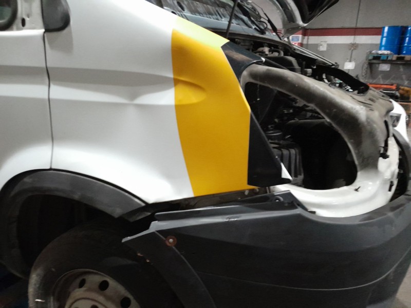 iveco daily iv caja/chasis del año 2008