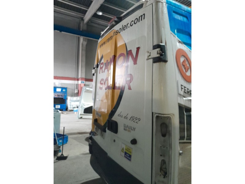 iveco daily iv caja/chasis del año 2008