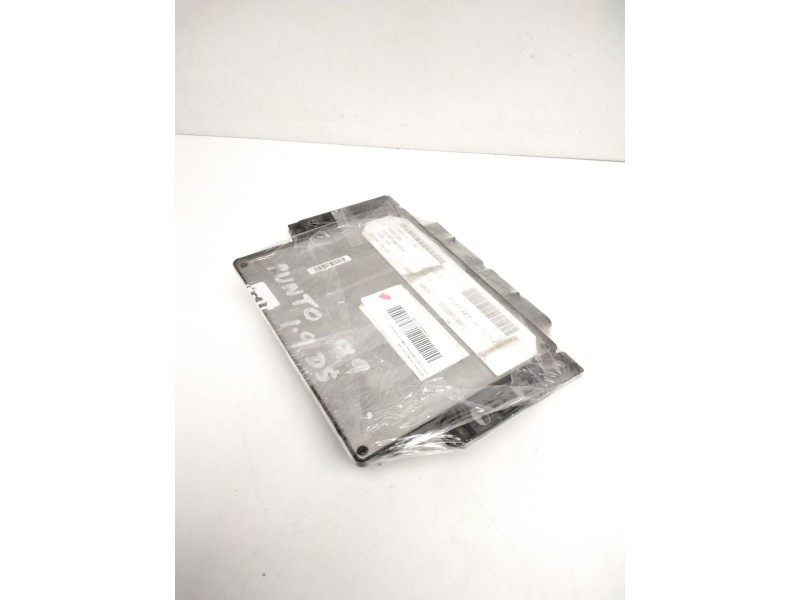 Recambio de centralita motor uce para fiat punto berlina (188) 1.9 diesel eco referencia OEM IAM 46760545 R04010035A 019214LSG