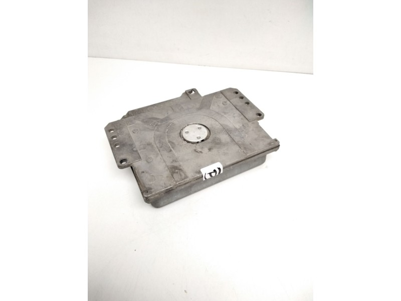 Recambio de centralita motor uce para citroën saxo 1.1 image referencia OEM IAM 0261204788 9631528780 26FM0513