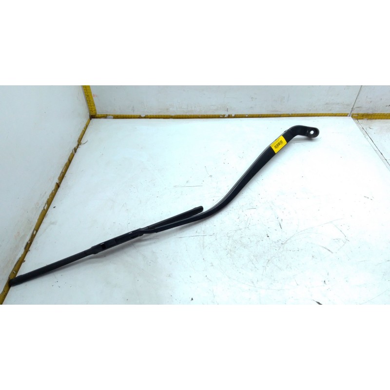 Recambio de brazo limpia delantero izquierdo para mazda cx-5 (kf) 2.2 d awd referencia OEM IAM   