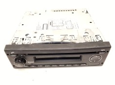 Recambio de sistema audio / radio cd para iveco daily vi furgoneta 33s11, 35s11, 35c11 referencia OEM IAM 762000098  