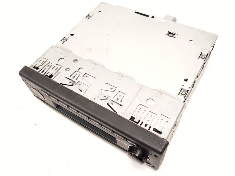 Recambio de sistema audio / radio cd para iveco daily vi furgoneta 33s11, 35s11, 35c11 referencia OEM IAM 762000098  