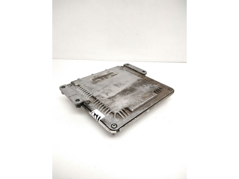 Recambio de centralita motor uce para renault scenic rx4 (ja0) 1.9 dci diesel cat referencia OEM IAM 0281011030 8200218613 82001