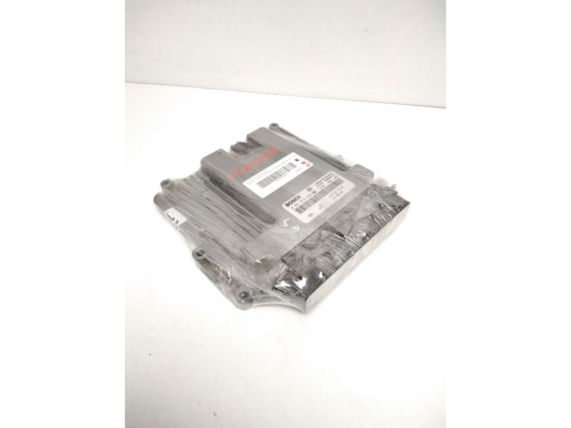 Recambio de centralita motor uce para renault trafic combi (ab 4.01) 2.0 dci diesel fap cat referencia OEM IAM 0281019840 237101