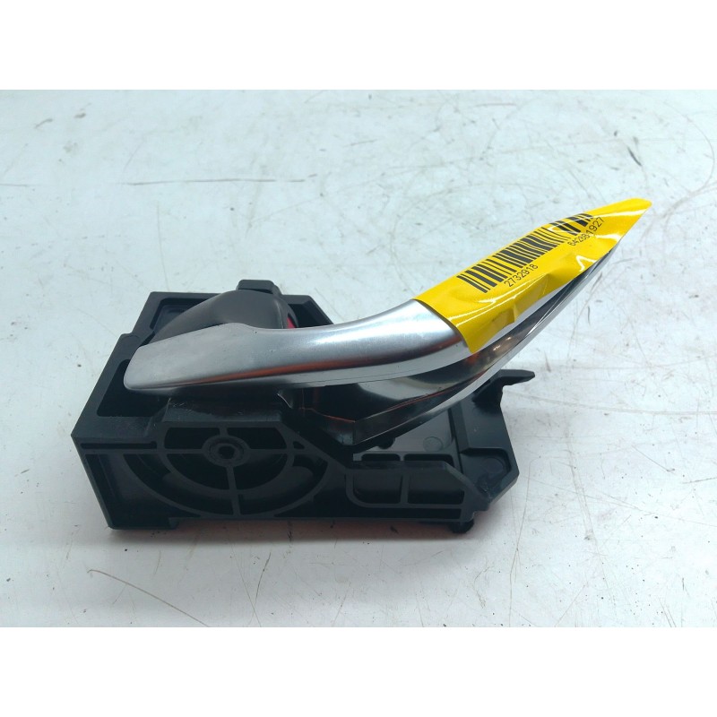 Recambio de maneta interior delantera izquierda para mazda cx-5 (kf) 2.2 d awd referencia OEM IAM T8315KD53  