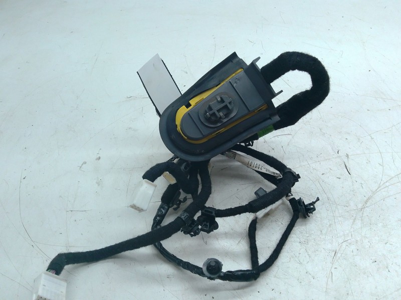 Recambio de instalacion electrica puerta delantera derecha para mazda cx-5 (kf) 2.2 d awd referencia OEM IAM   