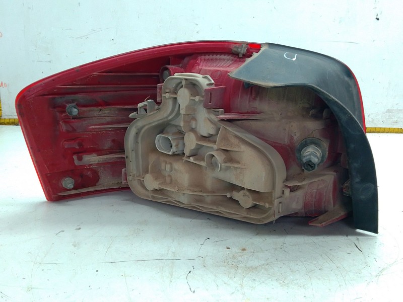 Recambio de piloto trasero derecho para audi a3 (8p1) 2.0 tdi 16v referencia OEM IAM   