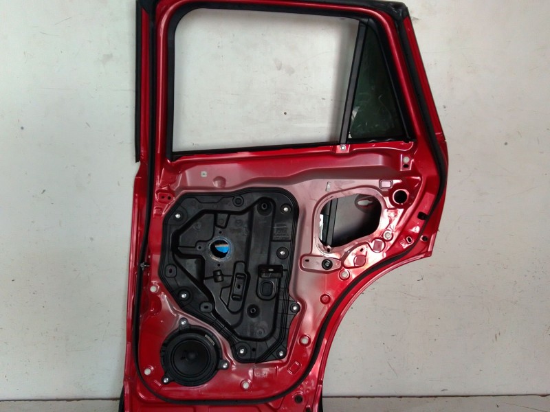 Recambio de puerta trasera derecha para mazda cx-5 (kf) 2.2 d awd referencia OEM IAM KD5372010  