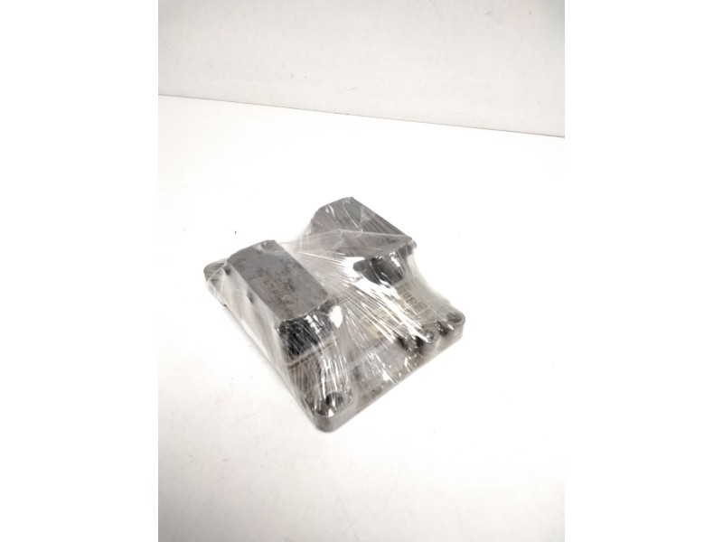 Recambio de centralita motor uce para opel corsa c 1.2 16v cat (z 12 xe / lw4) referencia OEM IAM 0261207962 55350552 486117