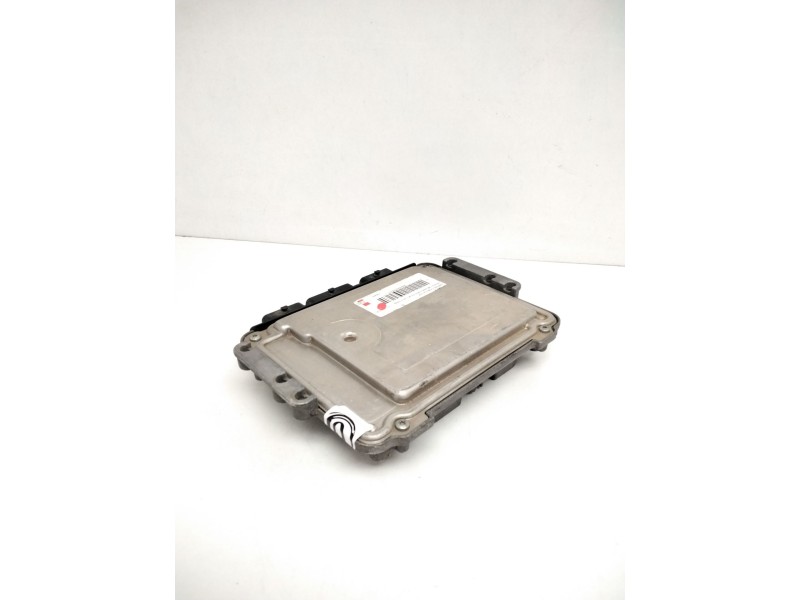 Recambio de centralita motor uce para renault megane ii berlina 5p luxe privilege referencia OEM IAM 0281011776 8200391966 82003