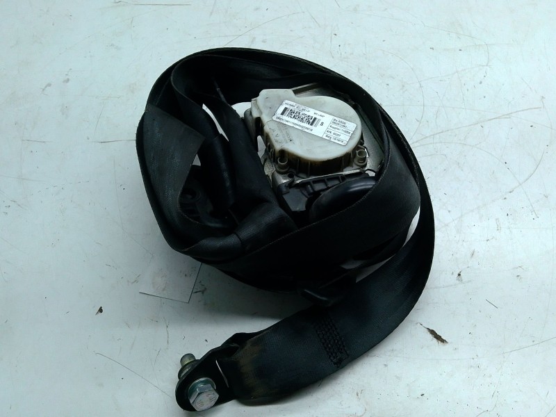 Recambio de cinturon seguridad delantero izquierdo para iveco daily vi furgoneta 33s11, 35s11, 35c11 referencia OEM IAM   