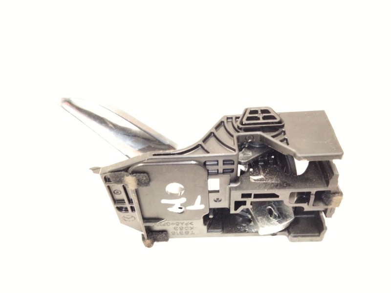 Recambio de maneta interior trasera izquierda para mazda cx-5 (kf) 2.2 d awd referencia OEM IAM T8315KD53  