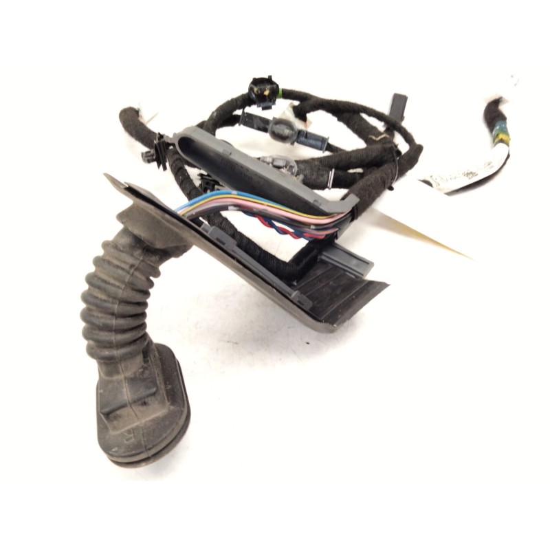 Recambio de instalacion puerta trasera derecha para mazda cx-5 (kf) 2.2 d awd referencia OEM IAM KD4967210A  