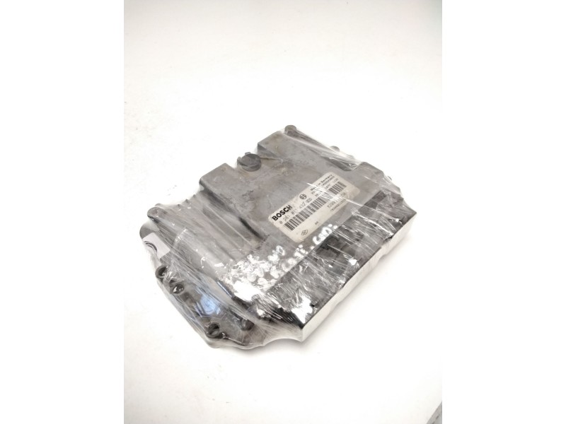 Recambio de centralita motor uce para opel movano (2004 =>) 2.5 cdti cat (g9u-754 / lzm) referencia OEM IAM 0281011432 820031155