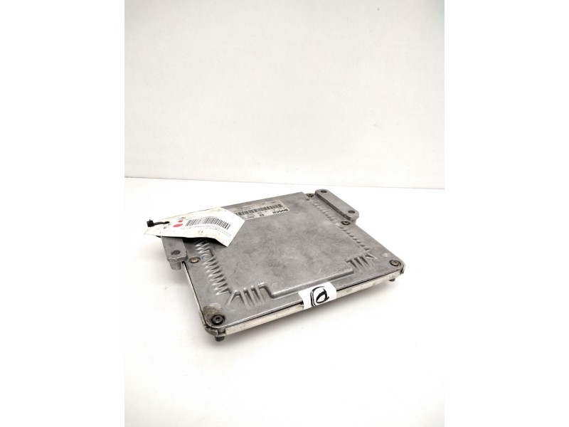Recambio de centralita motor uce para renault laguna ii (bg0) dynamique referencia OEM IAM 0281011101 8200163528 8200095416