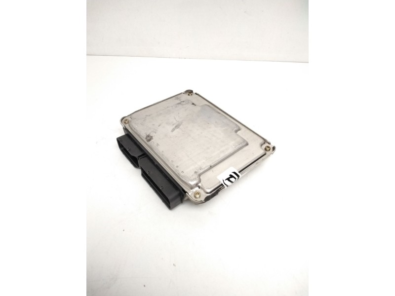 Recambio de centralita motor uce para audi a4 avant (b5) 1.9 tdi referencia OEM IAM 038906019BR 0281010226 28SA4418