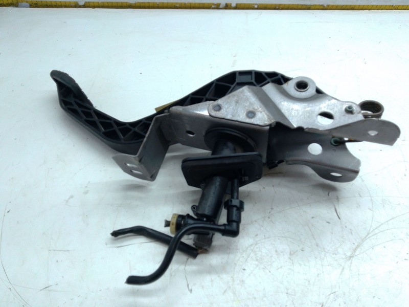 Recambio de pedal embrague para mazda cx-5 (kf) 2.2 d awd referencia OEM IAM   