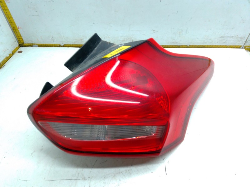 Recambio de piloto trasero derecho para ford focus iii 1.0 ecoboost referencia OEM IAM F1EB13404  