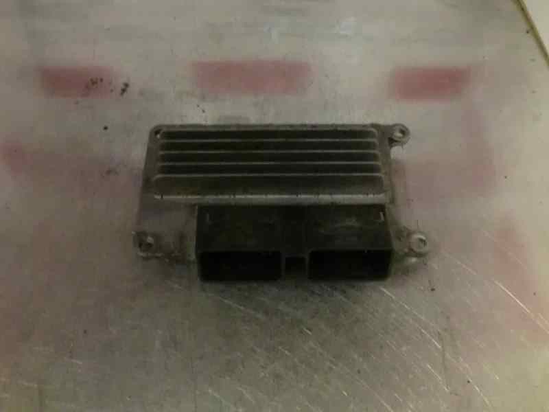 Recambio de centralita motor uce para renault clio ii fase i (b/cbo) 1.2 referencia OEM IAM 8200181482 8200229098 2KL07GK32