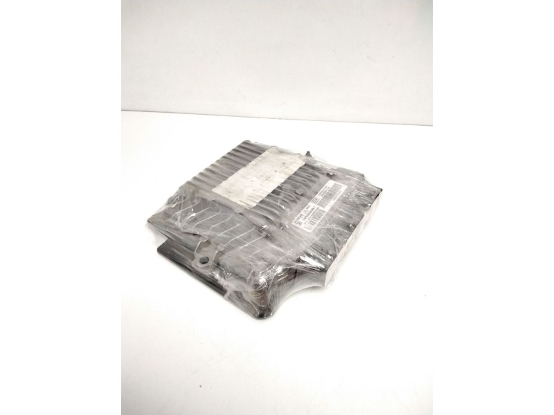 Recambio de centralita motor uce para peugeot 307 (s1) xr referencia OEM IAM 5WS40045BT 234132256 SW9650517980