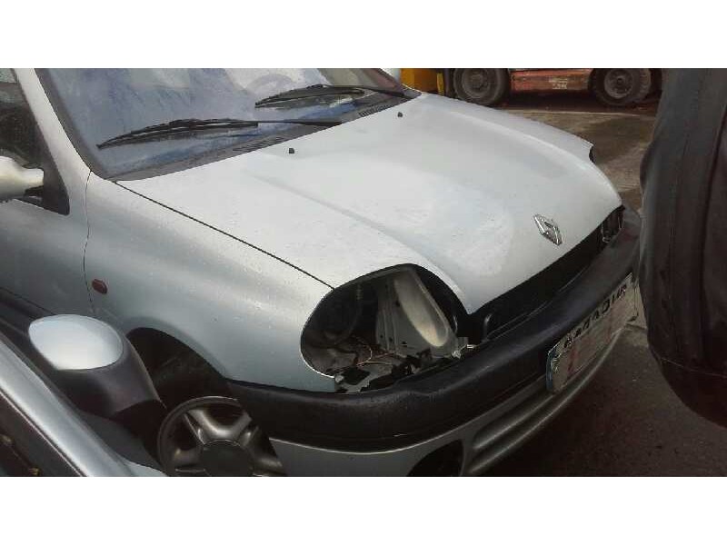renault clio ii fase ii (b/cb0) del año 2001