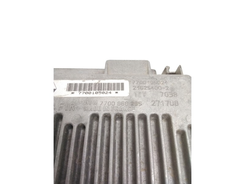 Recambio de centralita motor uce para renault clio ii fase ii (b/cb0) 1.4 16v referencia OEM IAM 7700105024 7700868295 216254002