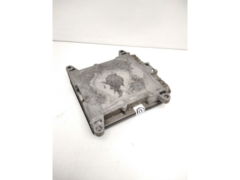 Recambio de centralita motor uce para iveco eurotech (mp) 9.5 diesel referencia OEM IAM 0281001527 000180094 500311206