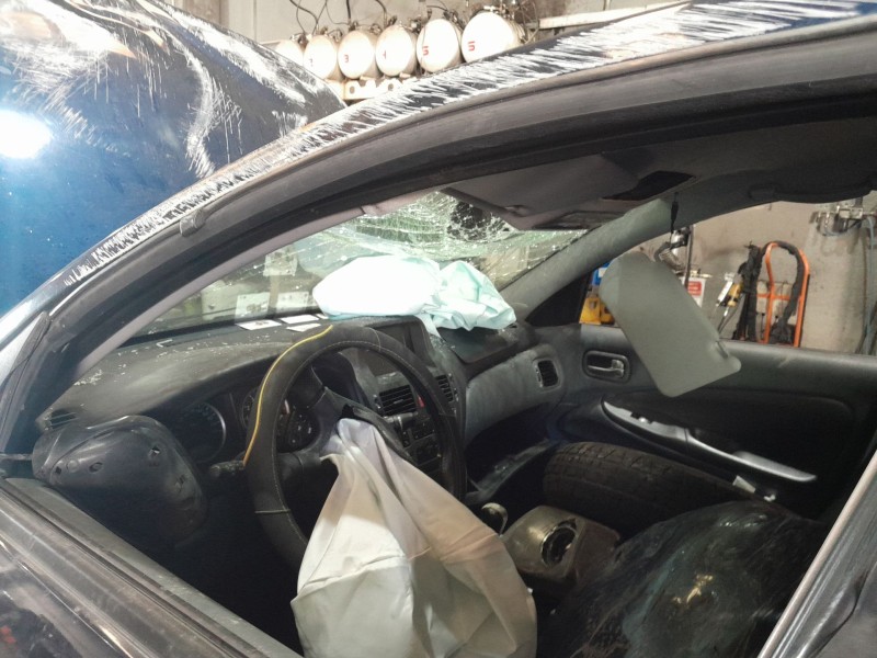 nissan almera ii hatchback (n16) del año 2005