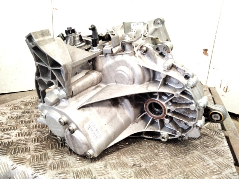 Recambio de caja cambios para ford focus iii 1.0 ecoboost referencia OEM IAM CV6R7002PF  