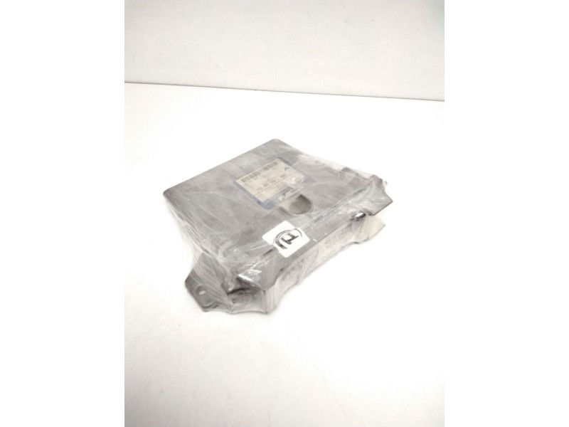 Recambio de centralita motor uce para renault kangoo (f/kc0) 1.9 diesel referencia OEM IAM R04080012G 7700104956 7700108570