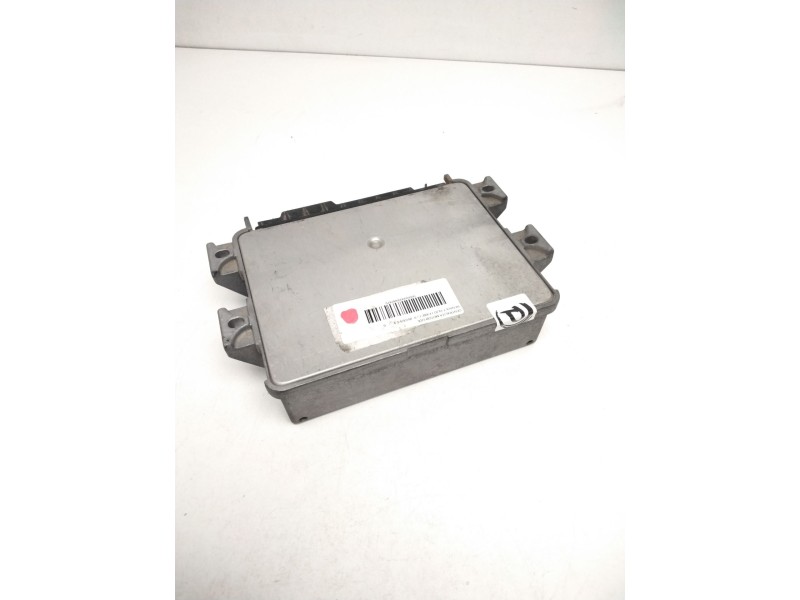 Recambio de centralita motor uce para renault clio i fase i+ii (b/c57) 1.2 referencia OEM IAM IAWGR30 7700860324 16231014