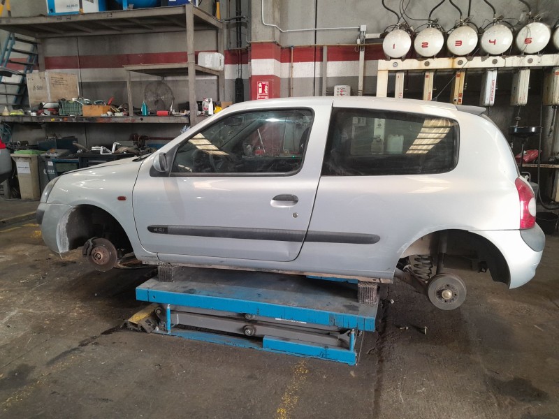 renault clio ii (bb_, cb_) del año 2002