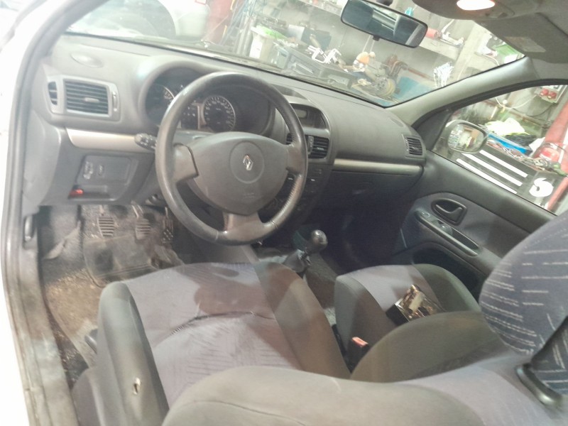 renault clio ii (bb_, cb_) del año 2002