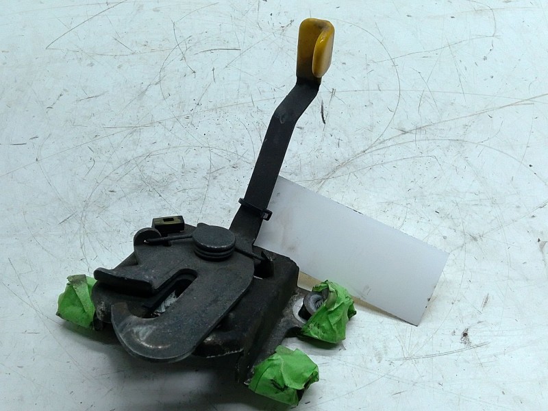 Recambio de cerradura capot para iveco daily vi furgoneta 33s11, 35s11, 35c11 referencia OEM IAM   